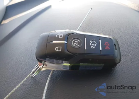 2013 Ford Fusion Energi Titanium from USA, damaged, VIN 3FA6P0SU1DR308909